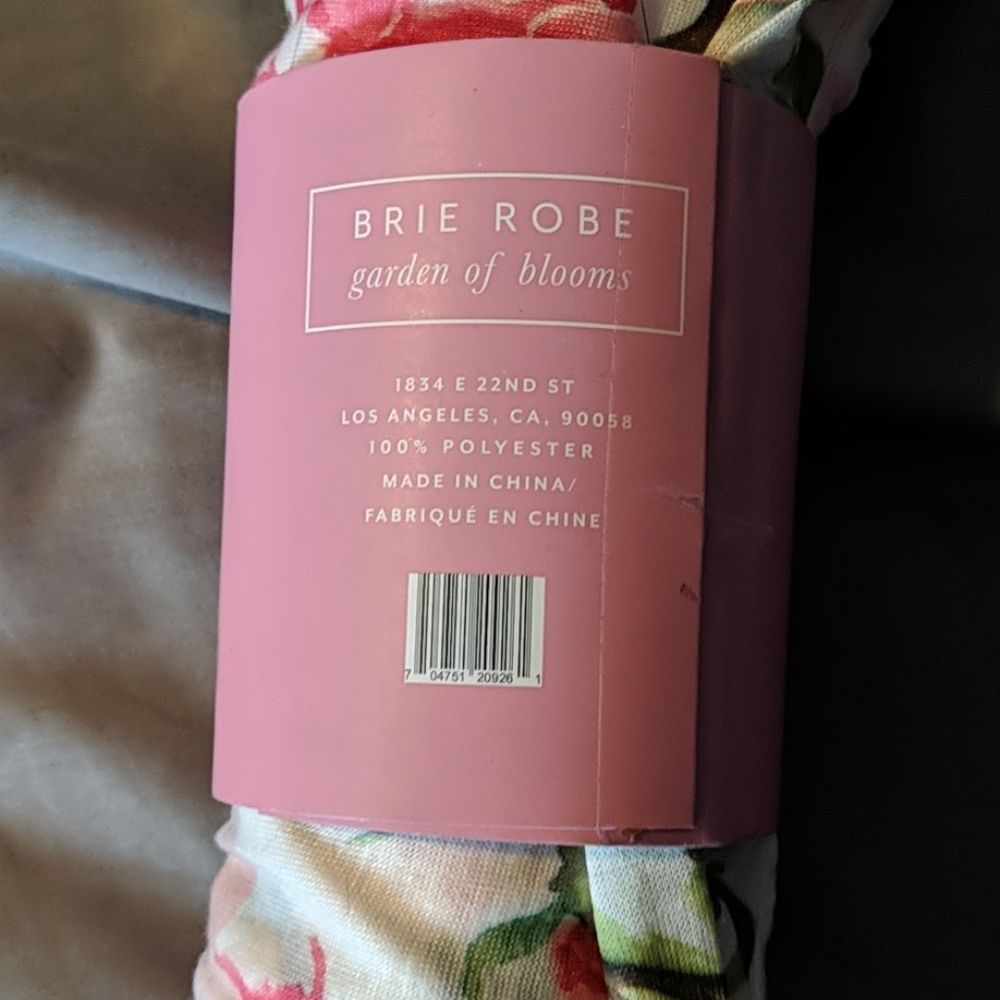 Show Me Your MuMu Brie Robe - Picture 3 of 3